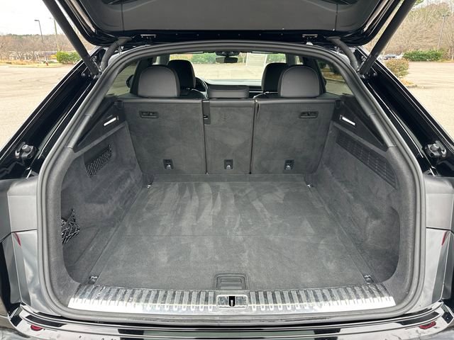 Used 2021 Audi Q8 Premium Plus w/ Premium Plus Package image 30