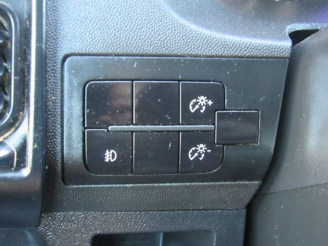 Used 2025 RAM ProMaster 2500 w/ Convenience Group image 28