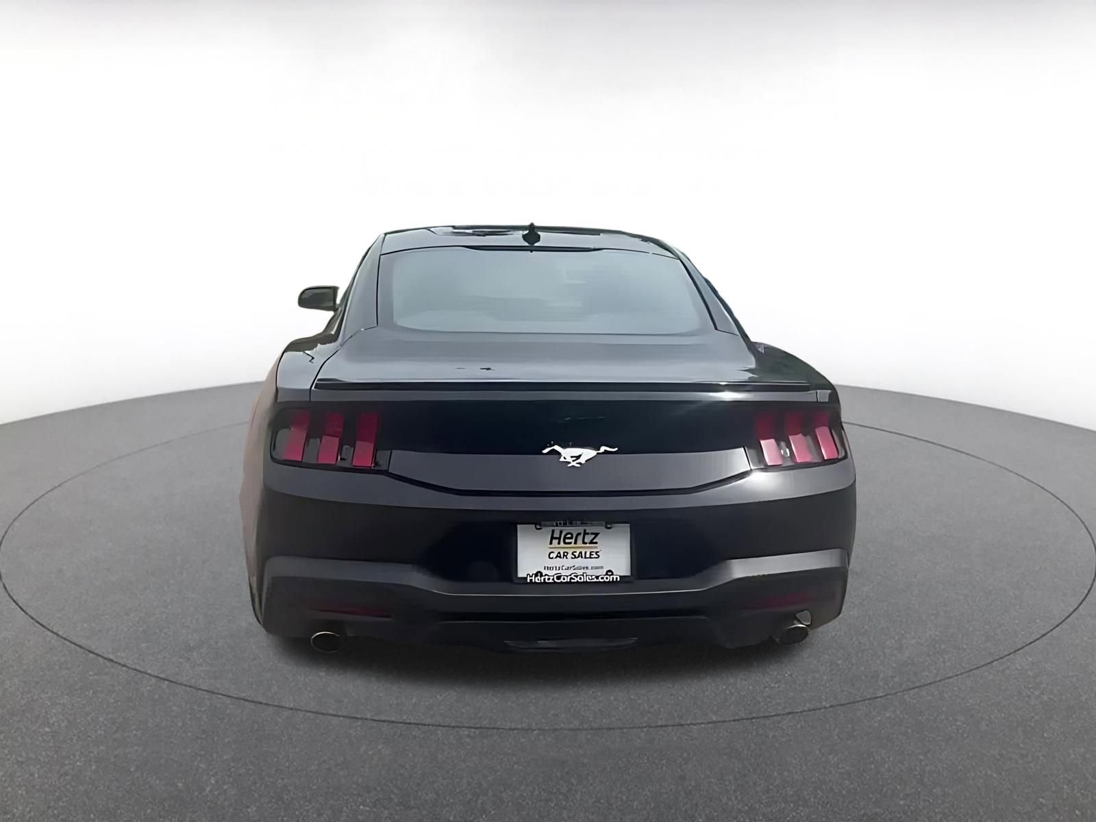 Used 2024 Ford Mustang Premium image 11
