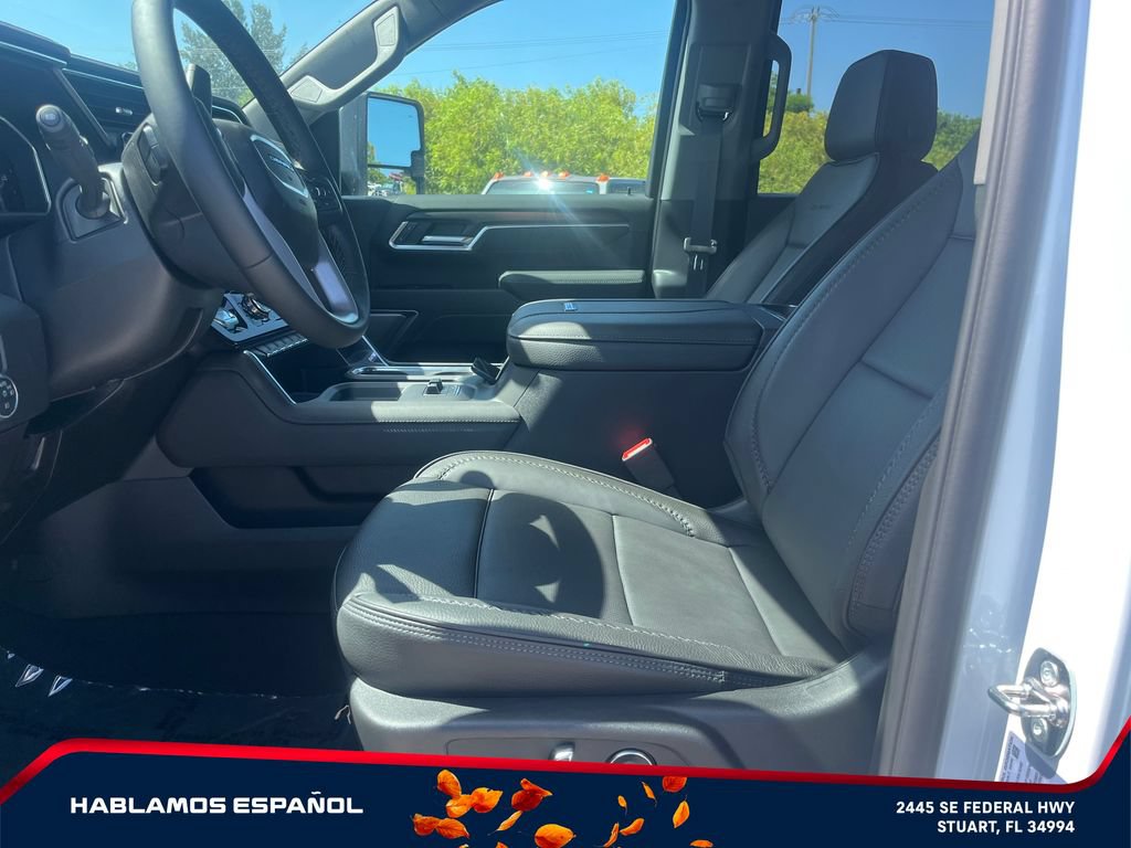 New 2026 GMC Sierra 2500 Denali w/ Denali Reserve Package AWD/4WD image 9
