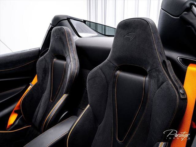 Used 2023 McLaren 720S Spider RWD image 40