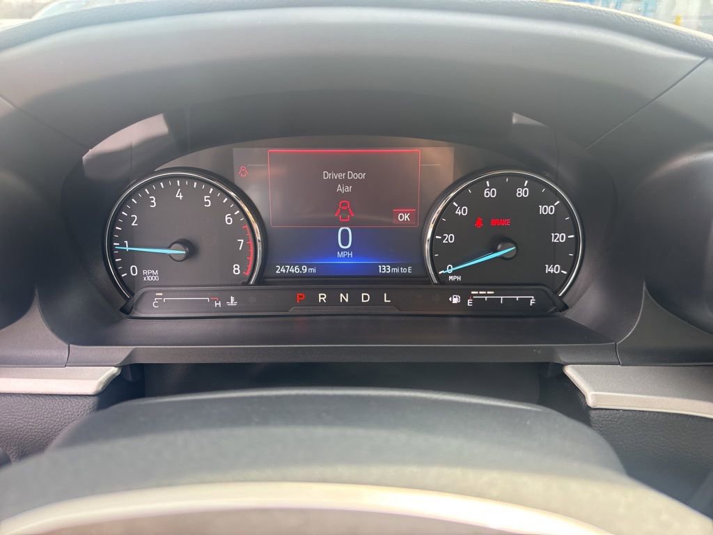 Used 2022 Ford Explorer XLT image 22