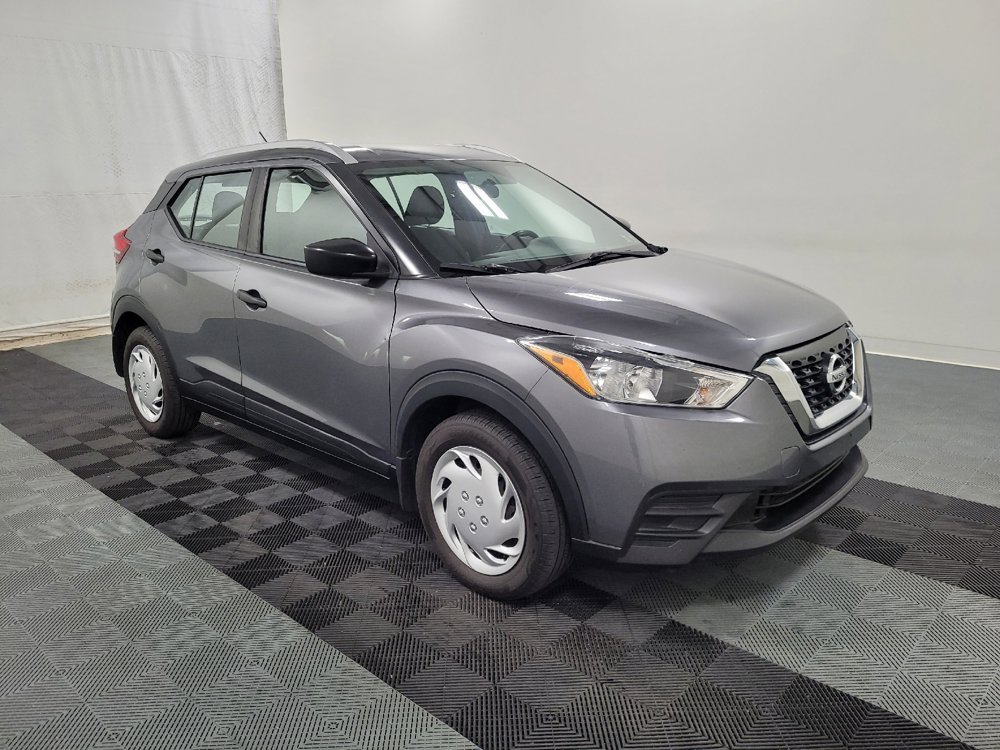 Used 2019 Nissan Kicks S FWD image 11