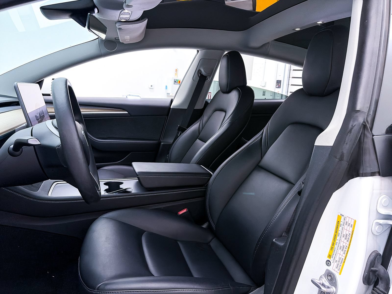 Used 2023 Tesla Model 3 Standard Range RWD image 17