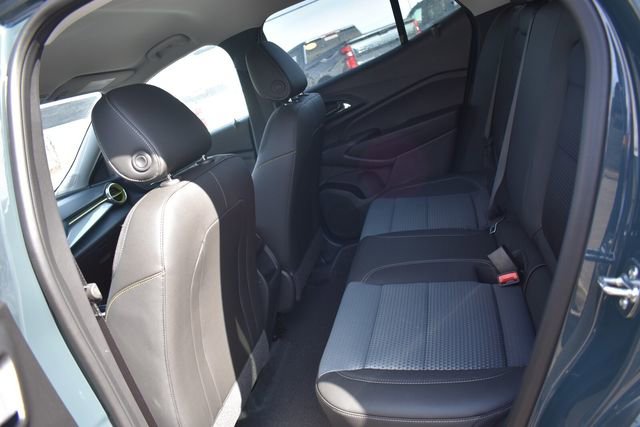 New 2026 Chevrolet Trax LT w/ LPO, Blackout Package image 18