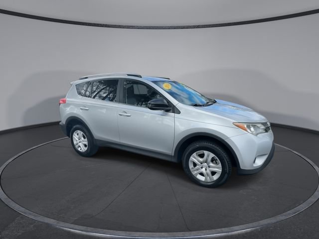 Used 2014 Toyota RAV4 LE image 3