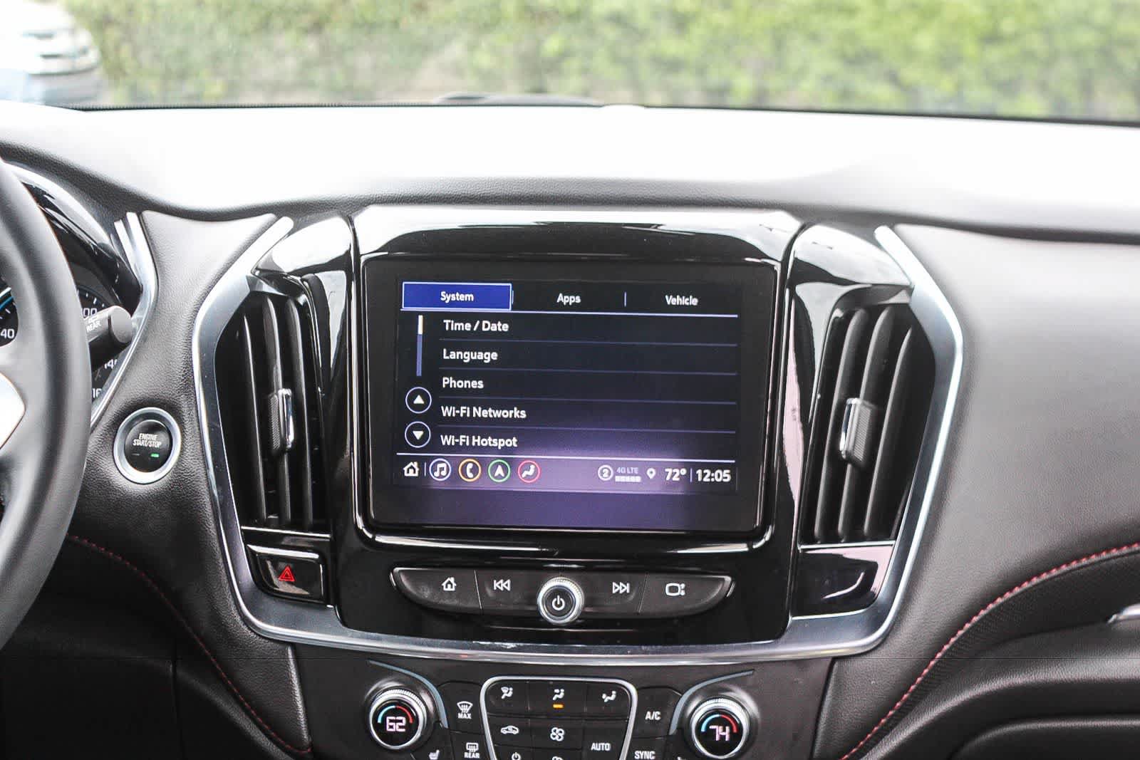 Used 2023 Chevrolet Traverse RS w/ LPO, 'HIT The Road' Package AWD/4WD image 18