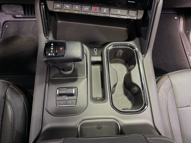 Used 2024 GMC Sierra 1500 AT4 w/ AT4 Premium Package AWD/4WD image 24