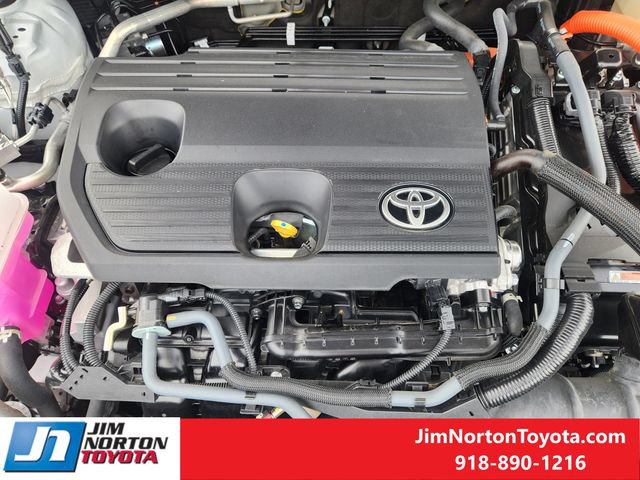 Used 2025 Toyota Crown Signia w/ Advanced Technology Package AWD/4WD image 32