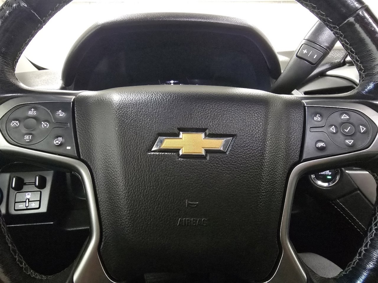 Used 2018 Chevrolet Tahoe Premier image 32