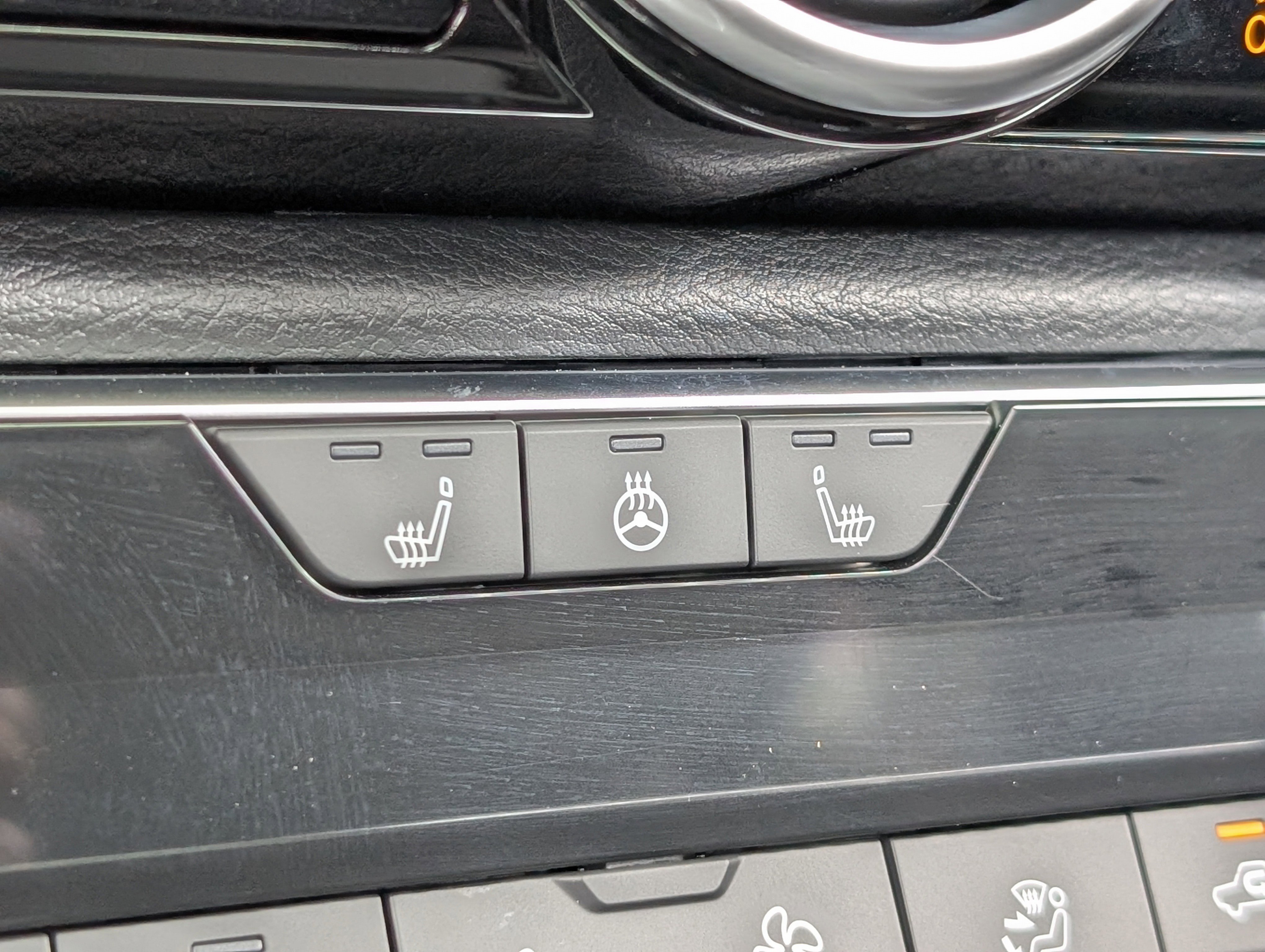 Used 2024 Nissan Sentra SR w/ SR Premium Package image 33