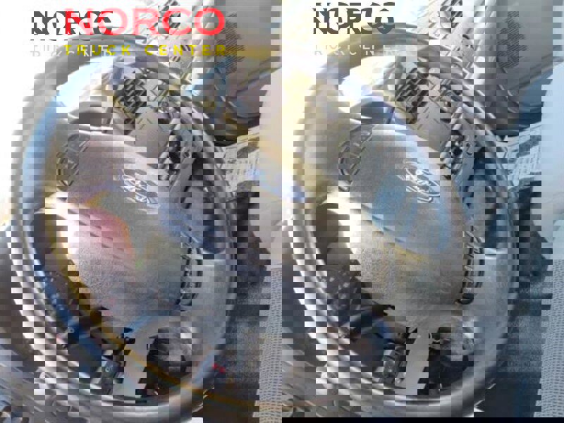 Used 2006 Ford F550 2WD Crew Cab Super Duty image 18