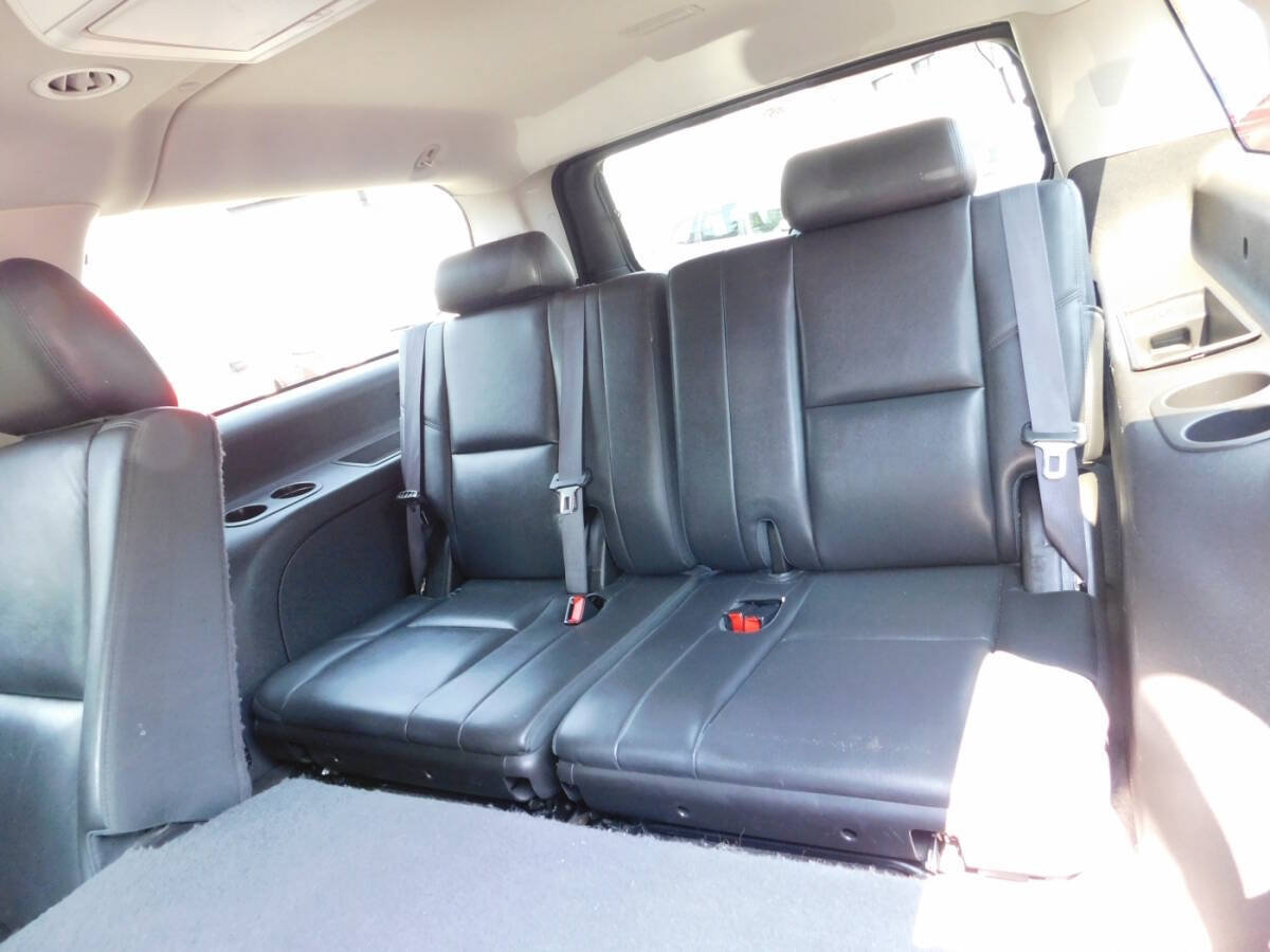 Used 2012 GMC Yukon XL Denali AWD/4WD image 7