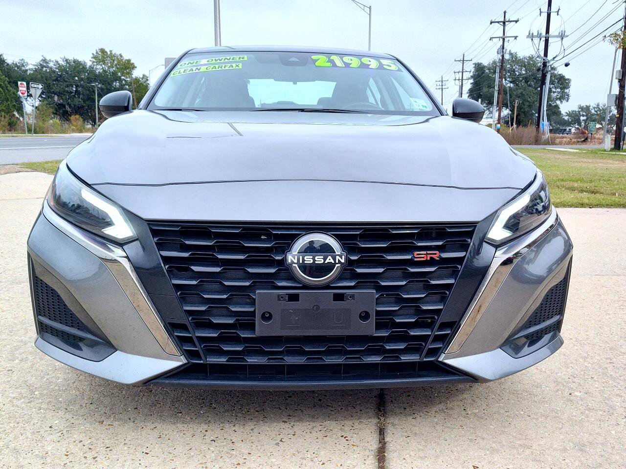 Used 2024 Nissan Altima 2.5 SR w/ SR Premium Package image 10