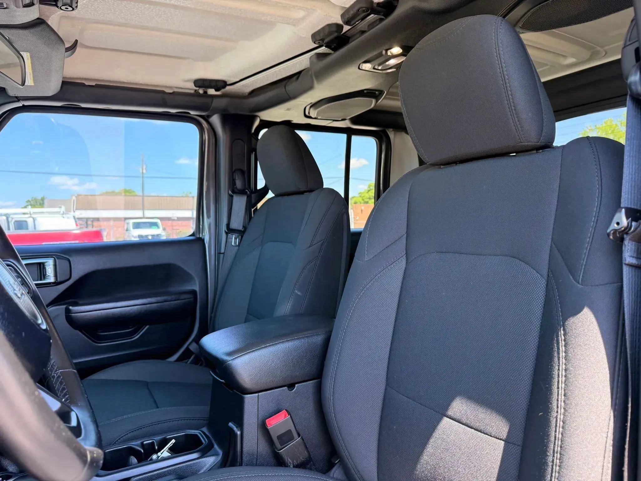 Used 2020 Jeep Gladiator Sport w/ Quick Order Package 24S AWD/4WD image 17