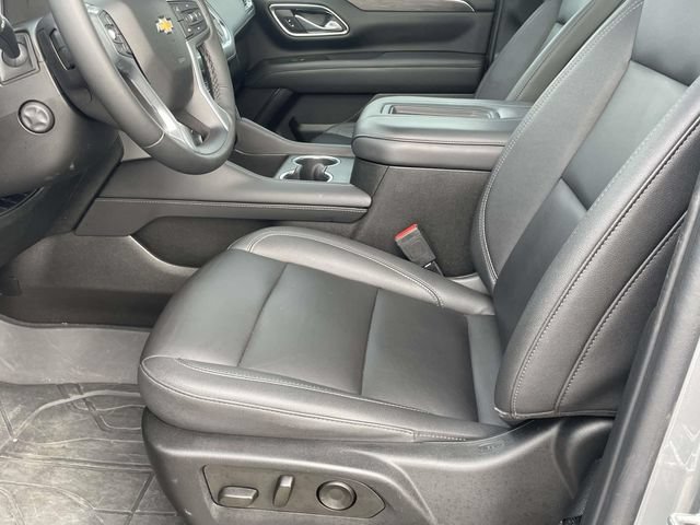 Used 2023 Chevrolet Tahoe LT w/ Luxury Package RWD image 14