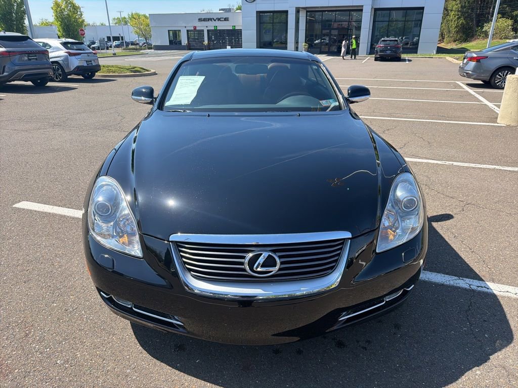 Used 2006 Lexus SC 430 Convertible RWD image 2