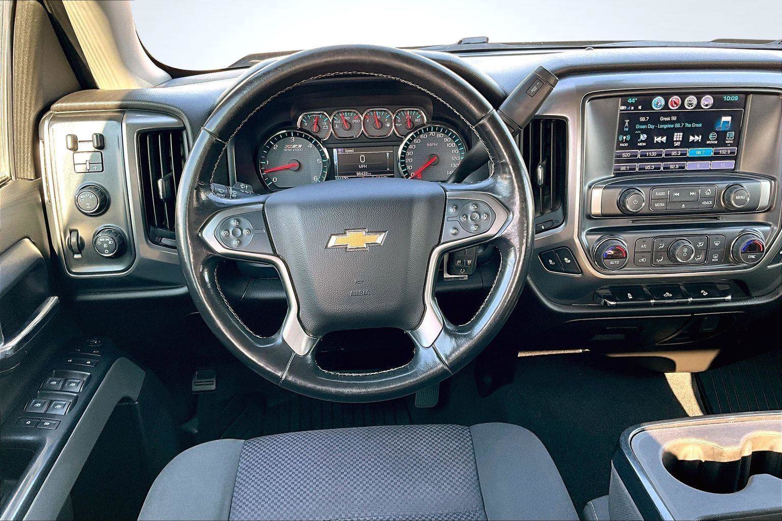 Used 2019 Chevrolet Silverado 1500 LT w/ All Star Edition image 6