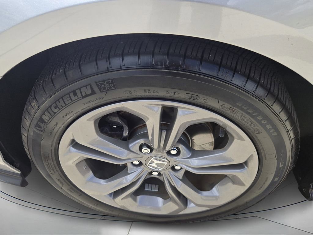 Certified 2024 Honda Accord EX image 9