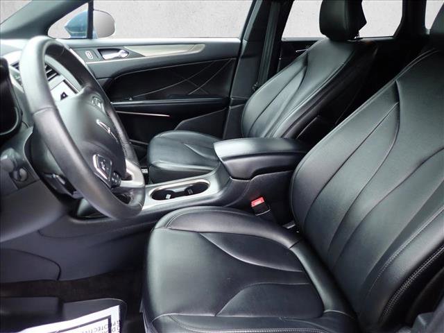 Used 2018 Lincoln MKC Premiere FWD image 12