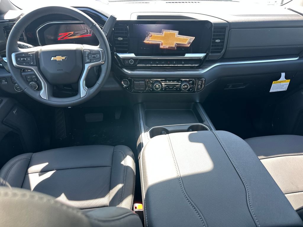 New 2026 Chevrolet Silverado 2500 LTZ w/ LTZ Convenience Package AWD/4WD image 16