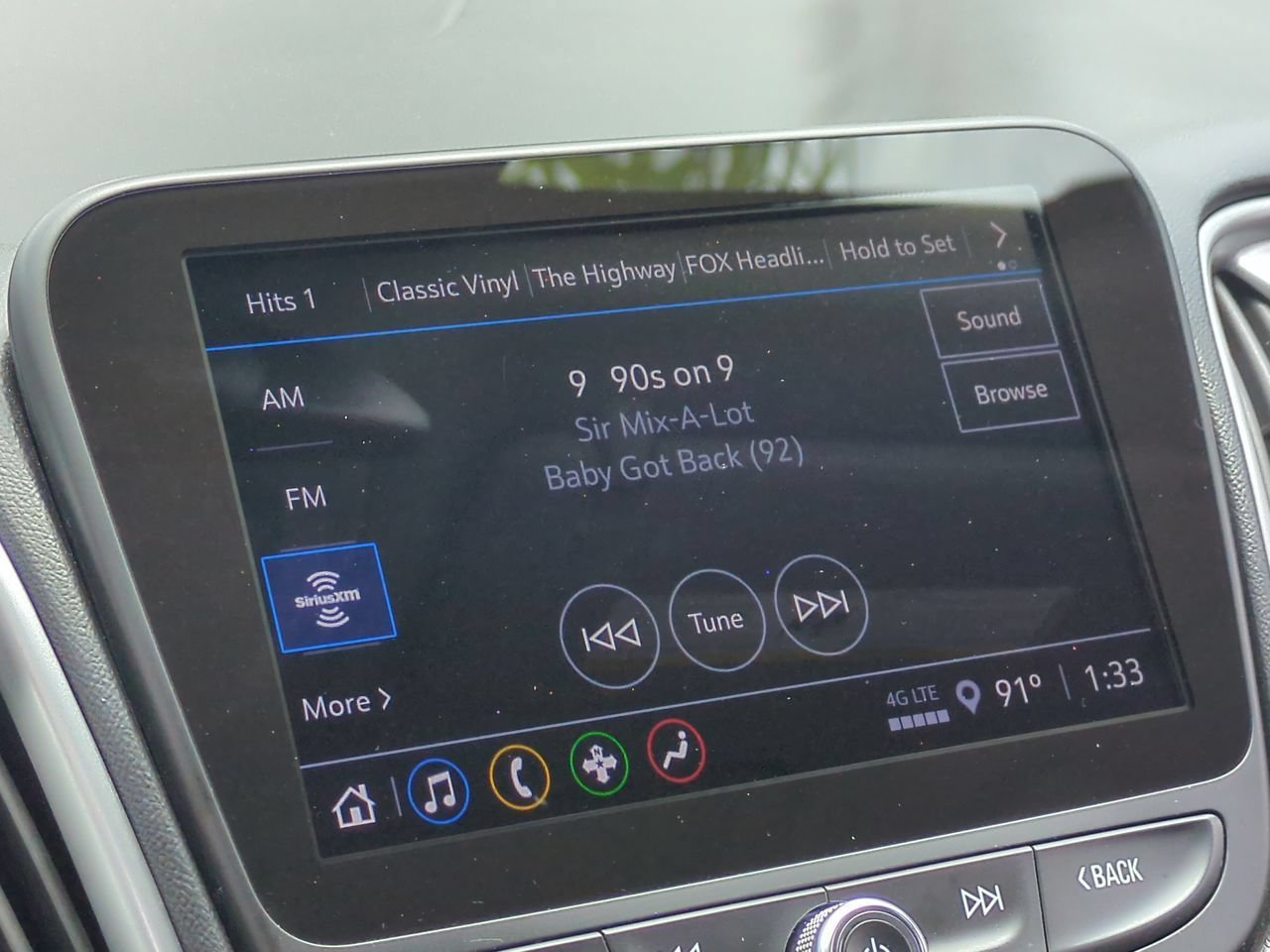 Used 2024 Chevrolet Malibu LT FWD image 13