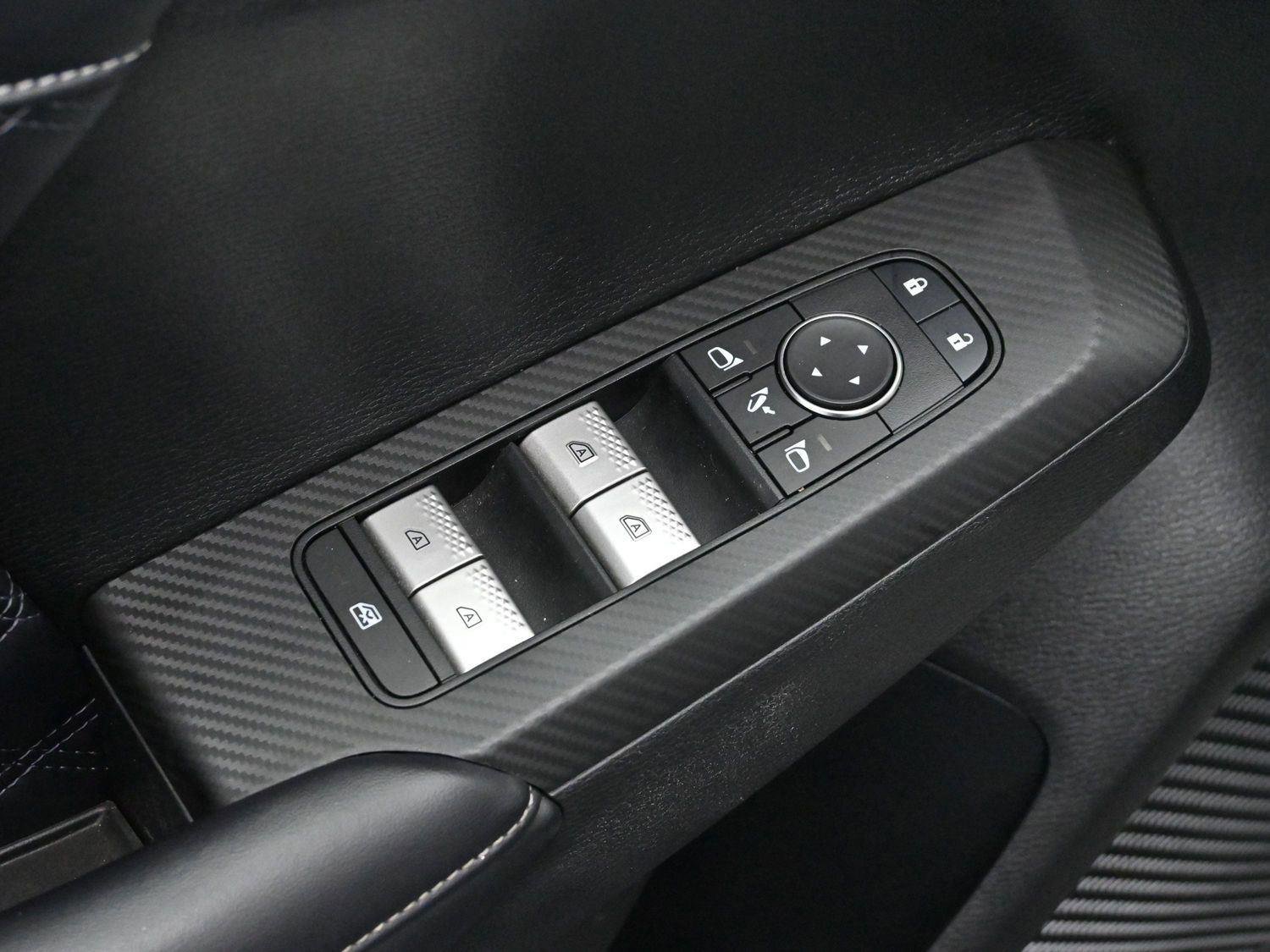 Used 2023 Mitsubishi Outlander SEL image 11