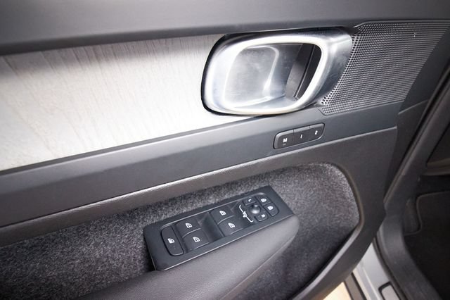 Certified 2026 Volvo XC40 B5 Plus AWD/4WD image 12