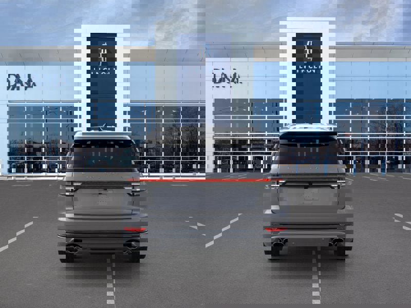 New 2025 Lincoln Aviator AWD w/ Jet Appearance Package image 5