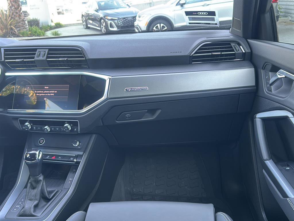 Used 2025 Audi Q3 2.0T Premium w/ Convenience Package image 11