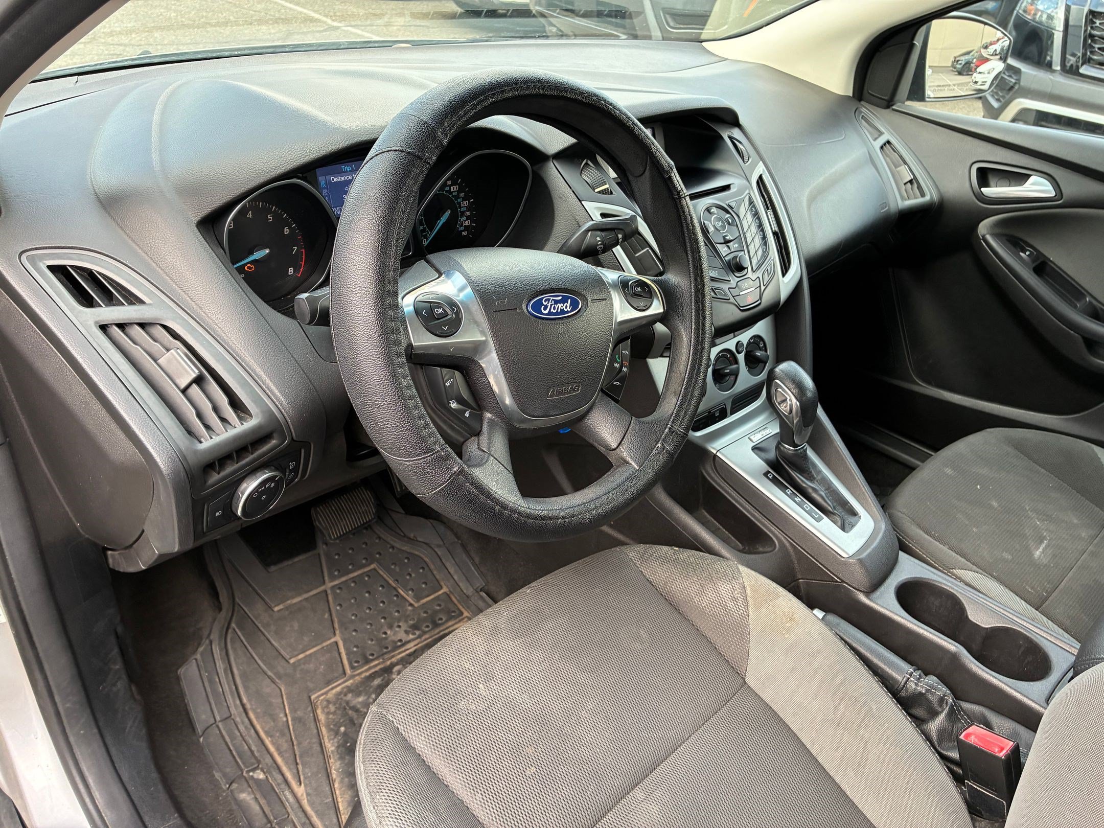 Used 2012 Ford Focus SE FWD image 17