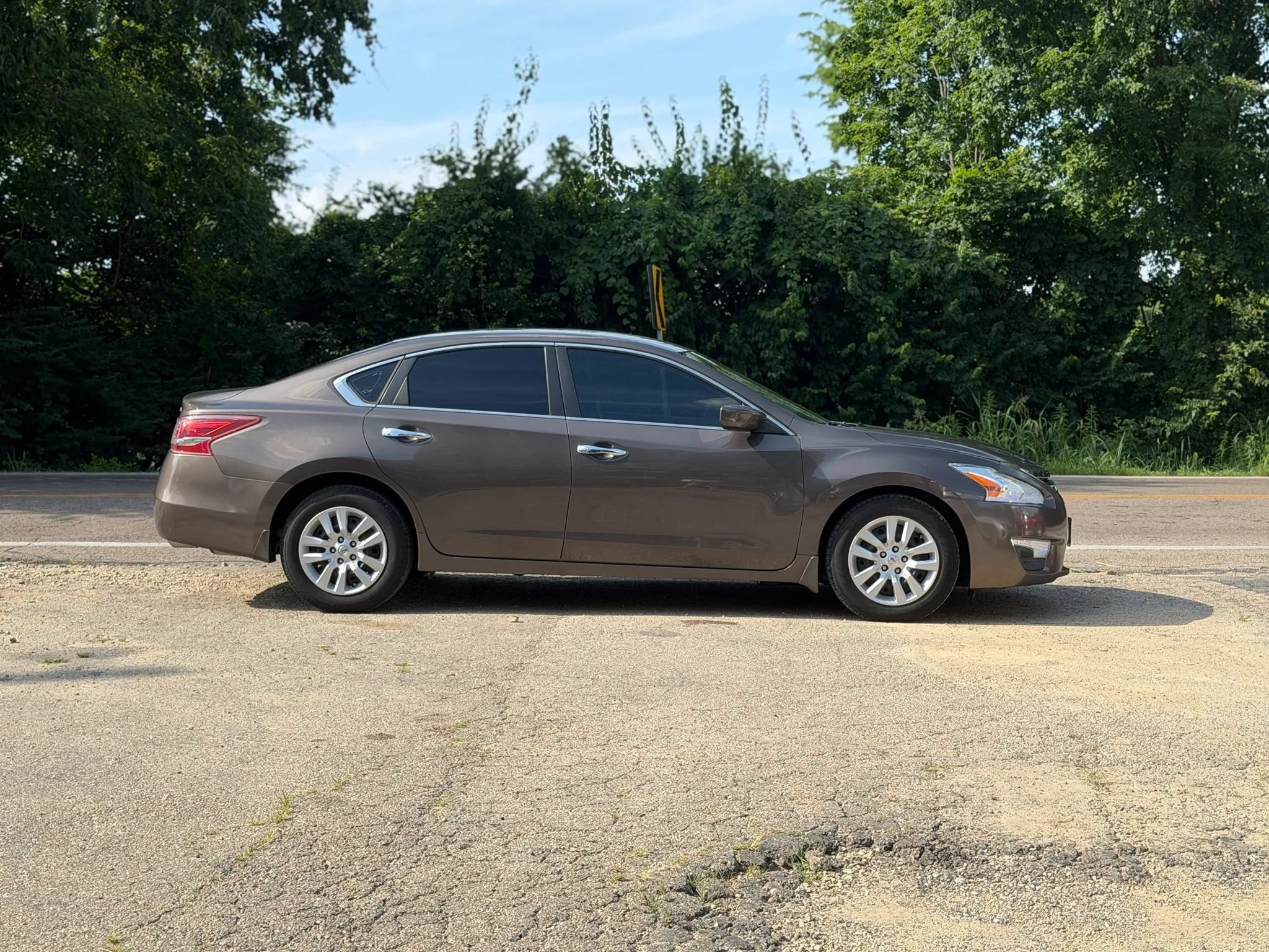 Used 2013 Nissan Altima 2.5 S FWD image 4