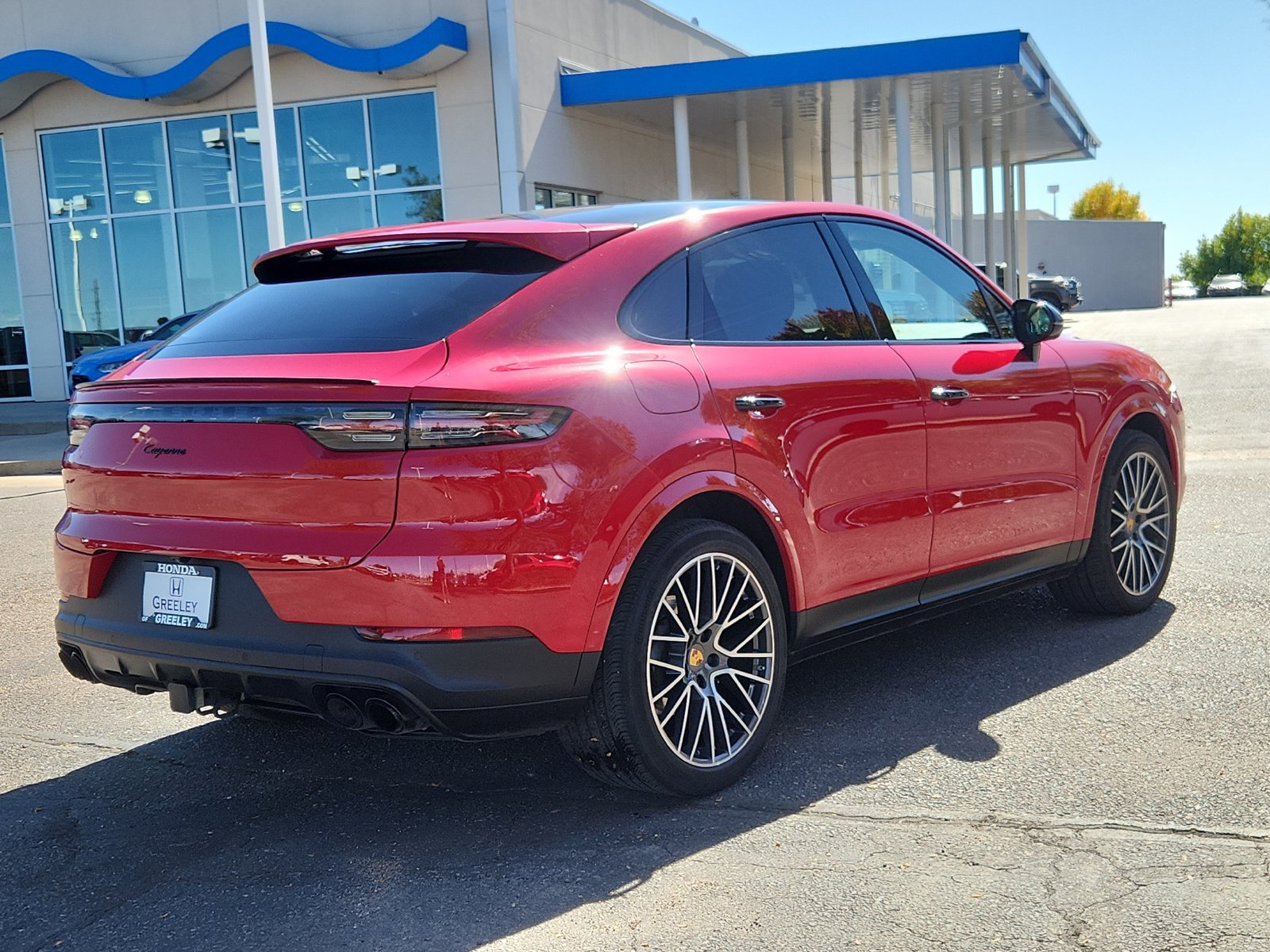 Used 2021 Porsche Cayenne Coupe AWD/4WD image 5
