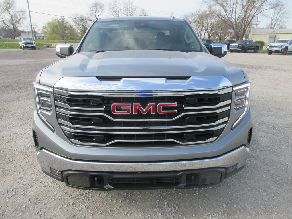 New 2026 GMC Sierra 1500 SLT image 11