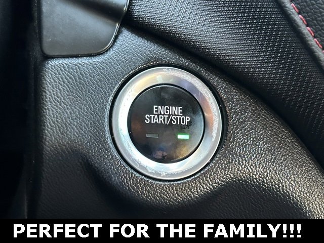 Used 2023 Chevrolet Equinox RS w/ RS Leather Package image 26