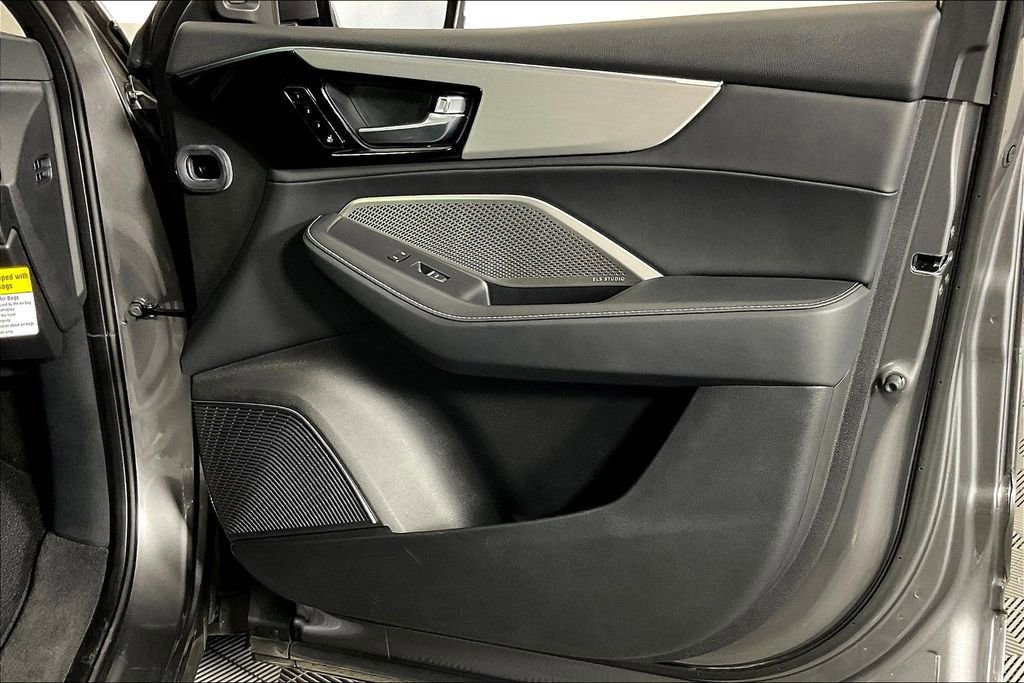 Used 2024 Acura MDX SH-AWD w/ Technology Package image 26