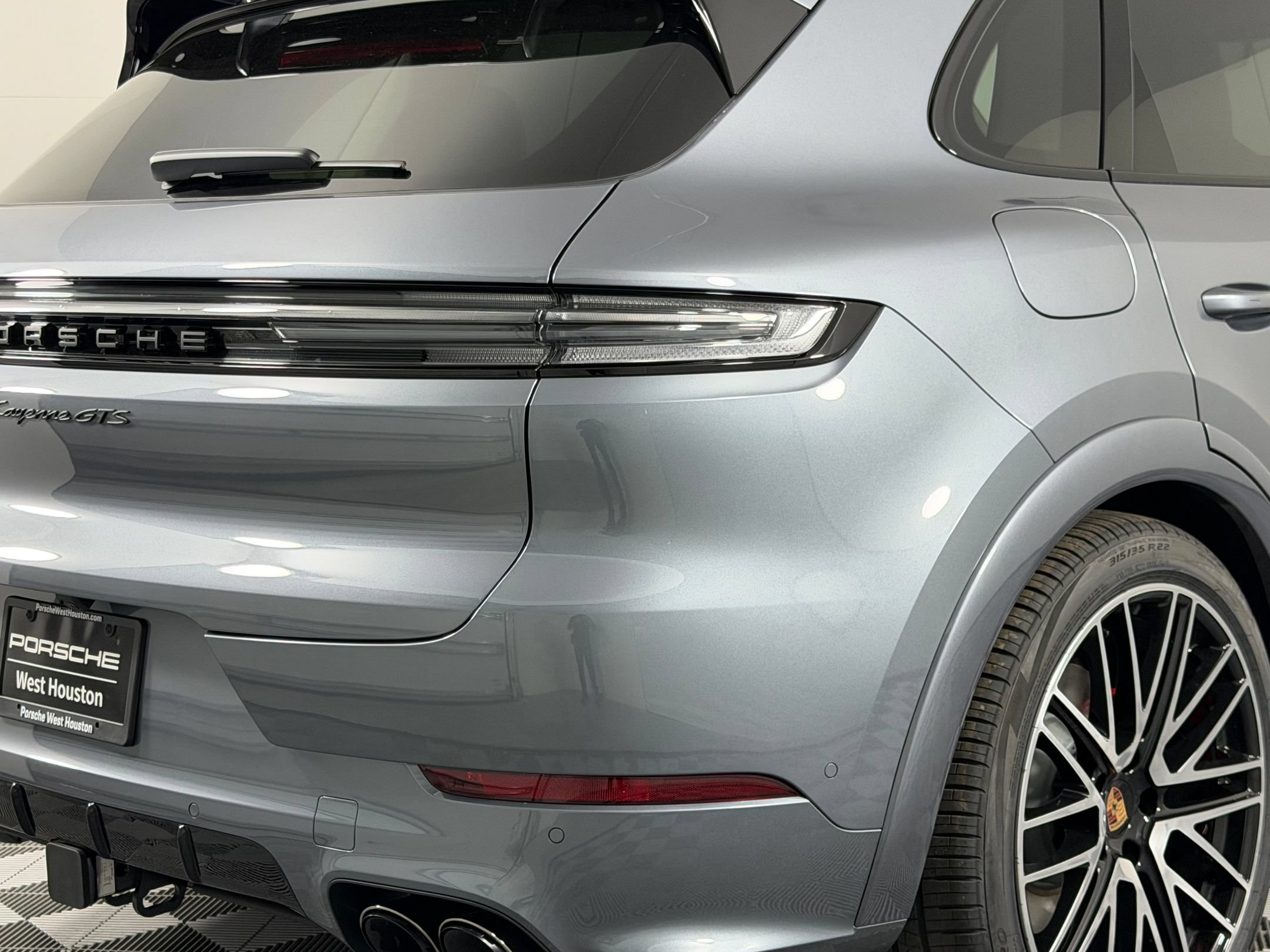New 2026 Porsche Cayenne GTS AWD/4WD image 24
