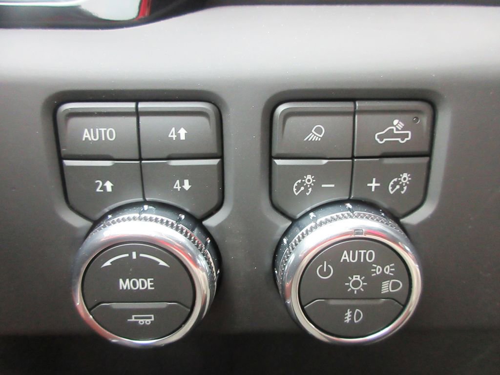New 2026 GMC Sierra 2500 Denali Ultimate AWD/4WD image 18