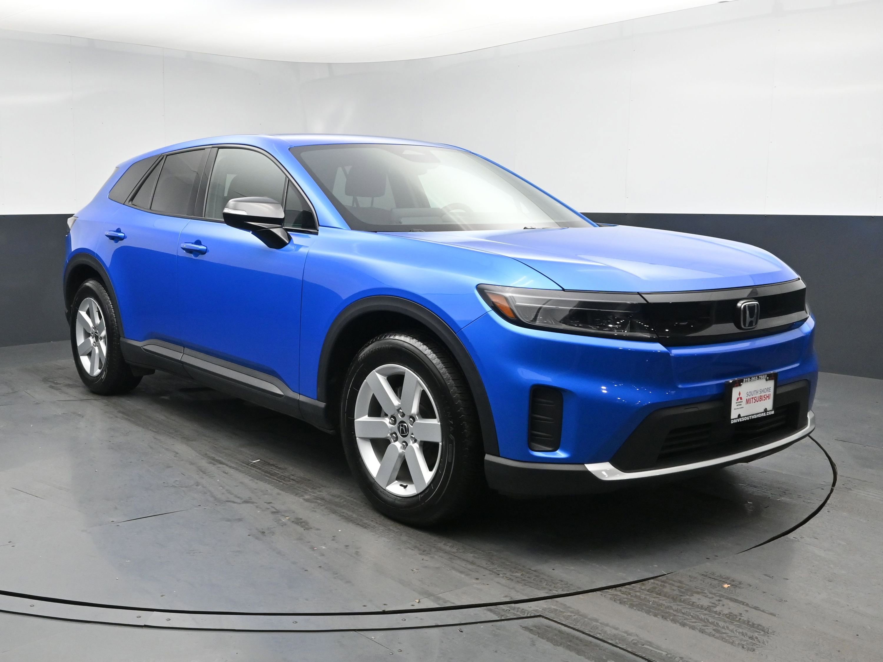 Used 2024 Honda Prologue EX image 2