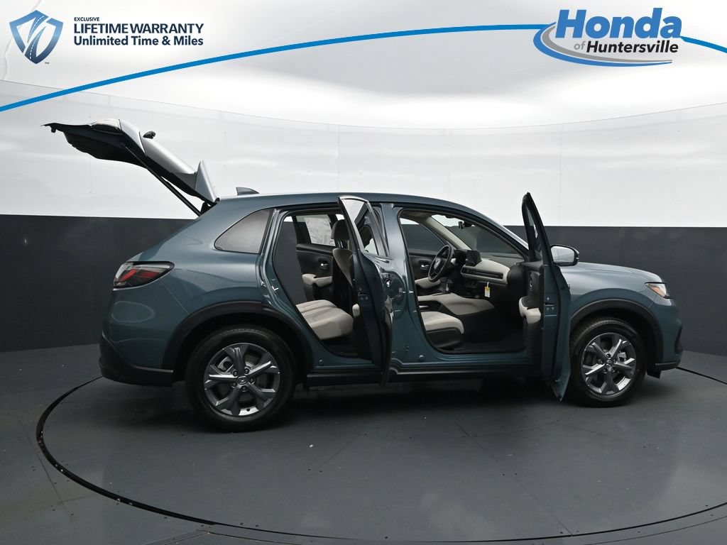 New 2027 Honda HR-V LX image 35