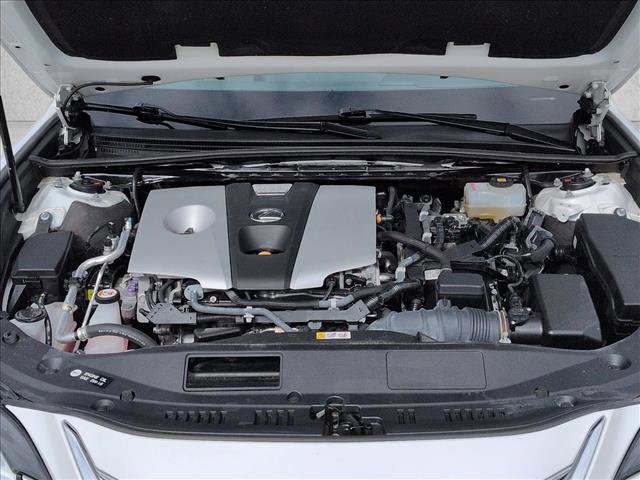 Used 2020 Lexus ES 300h w/ Premium Package image 24