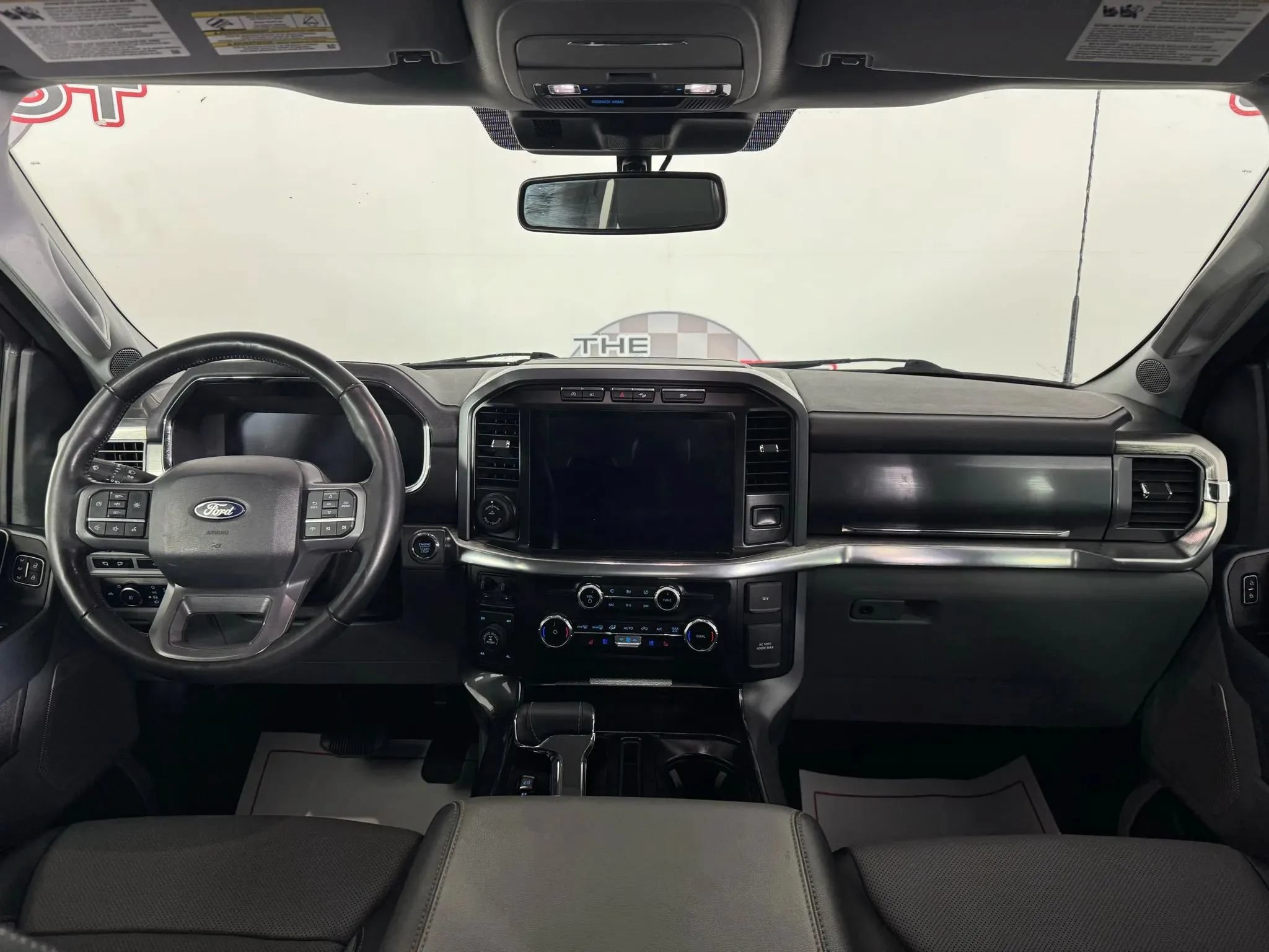 Used 2023 Ford F150 Lariat w/ Trailer Tow Package AWD/4WD image 11