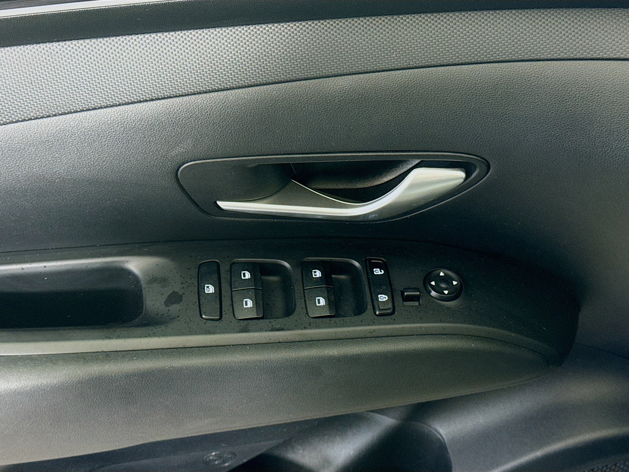 Used 2023 Hyundai Santa Cruz SE image 23