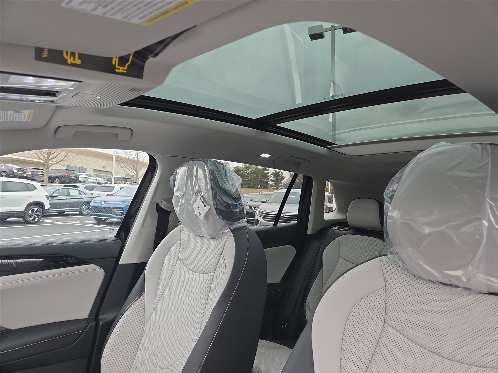 New 2026 Volkswagen Tiguan SE image 22