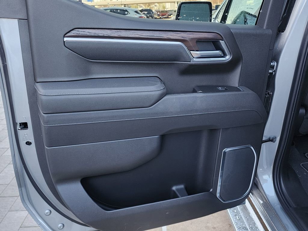 New 2026 GMC Sierra 1500 SLT image 41