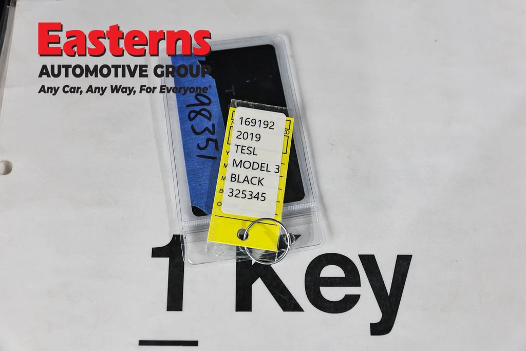 Used 2019 Tesla Model 3 Standard Range Plus image 22
