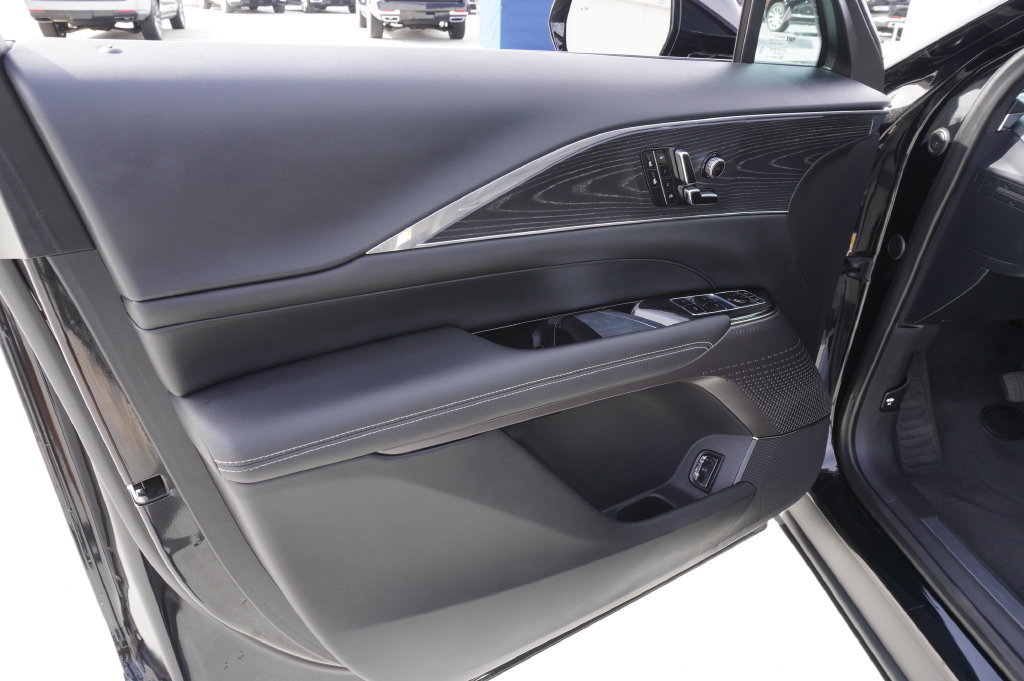 Used 2024 Cadillac Lyriq Sport RWD image 14