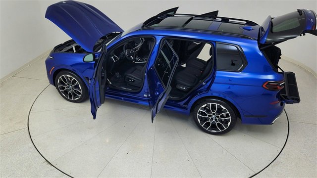 Used 2026 BMW X7 M60i image 90