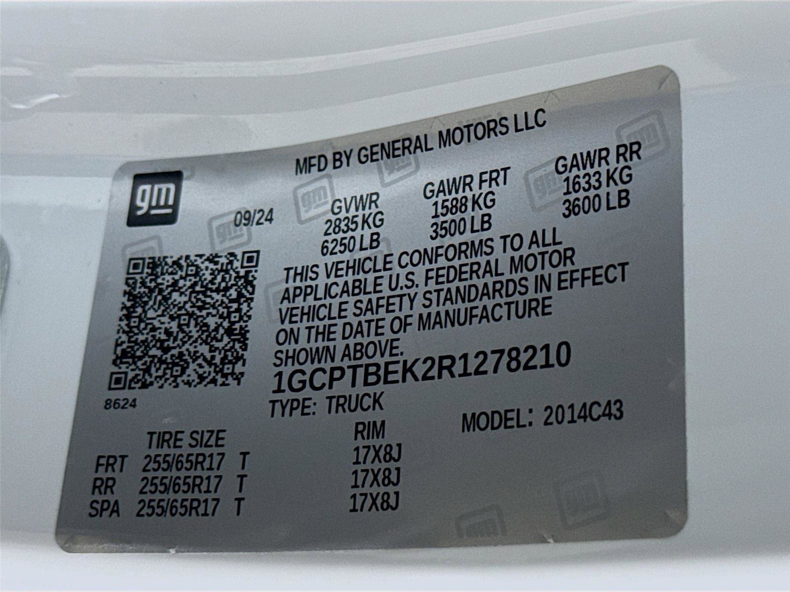 Used 2024 Chevrolet Colorado W/T w/ WT Convenience Package II image 31