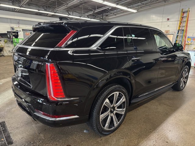 Used 2025 Cadillac Escalade IQ Luxury 1 image 6
